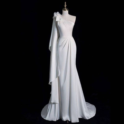Modest Mermaid One Shoulder White Wedding Dress Styles Long Fairytale Brides Gowns Wedding Dresses Ideas AU317