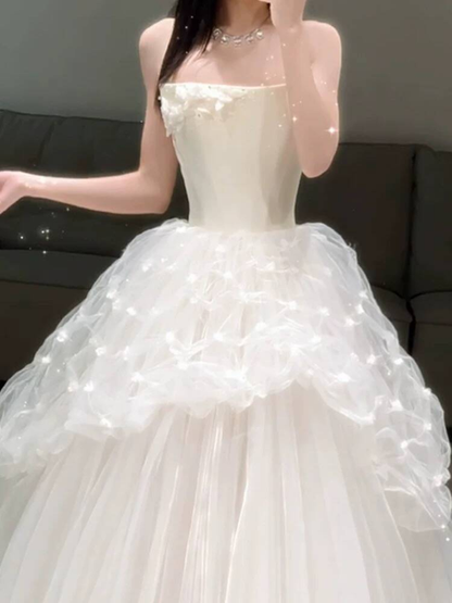 Princess Ball Gown Strapless Sleeveless Tulle White Satin Wedding Dress Fairytale Wedding Gown AU323