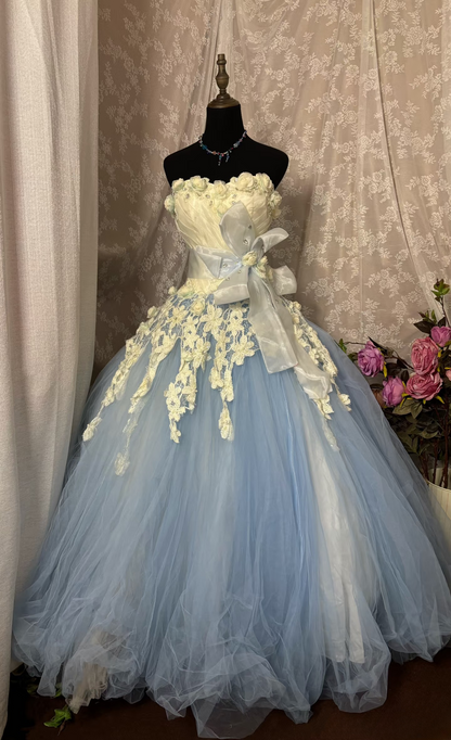Unique Ball Gown Strapless Blue Tulle With Appliqued Lace Long Quinceanera Dresses Sweet 15 16 Birthday Gown AU331