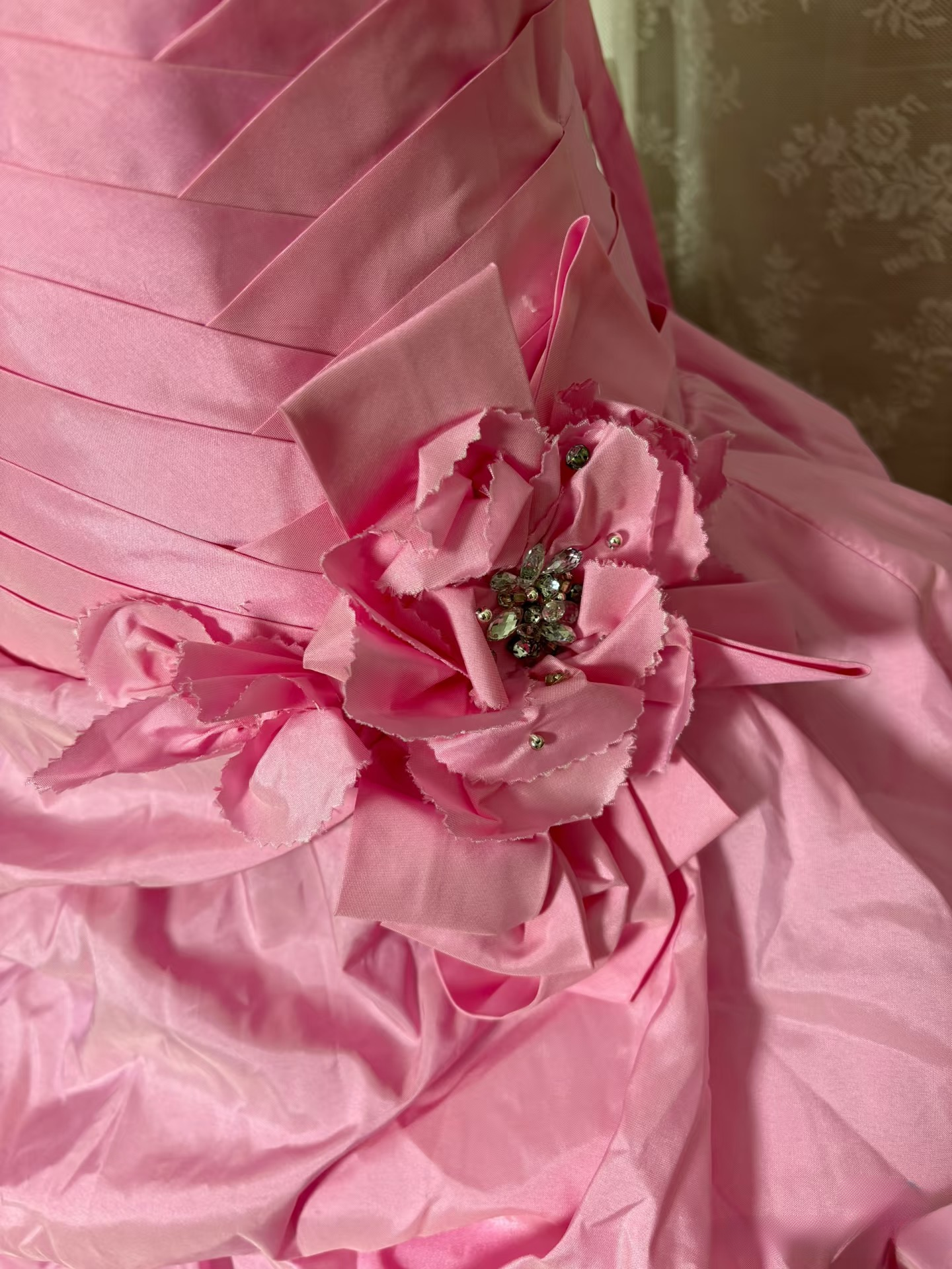 Princess Ball Gown Strapless Pink With Beaded Ruffles Ruched Long Aesthetic Quinceanera Dresses Sweet 15 16 Birthday Gown AU342