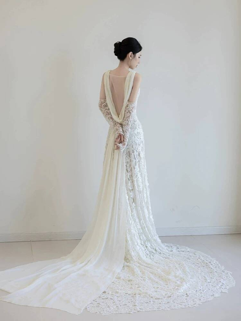 Simple Elegant Mermaid V Neck Lace Wedding Gown Long Fairytale Autumn Wedding Dresses AU344