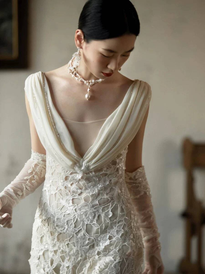 Modest Sheath V Neck Sleeveless White Lace Wedding Dress French Brides Dresses Fairytale Wedding Gown AU349
