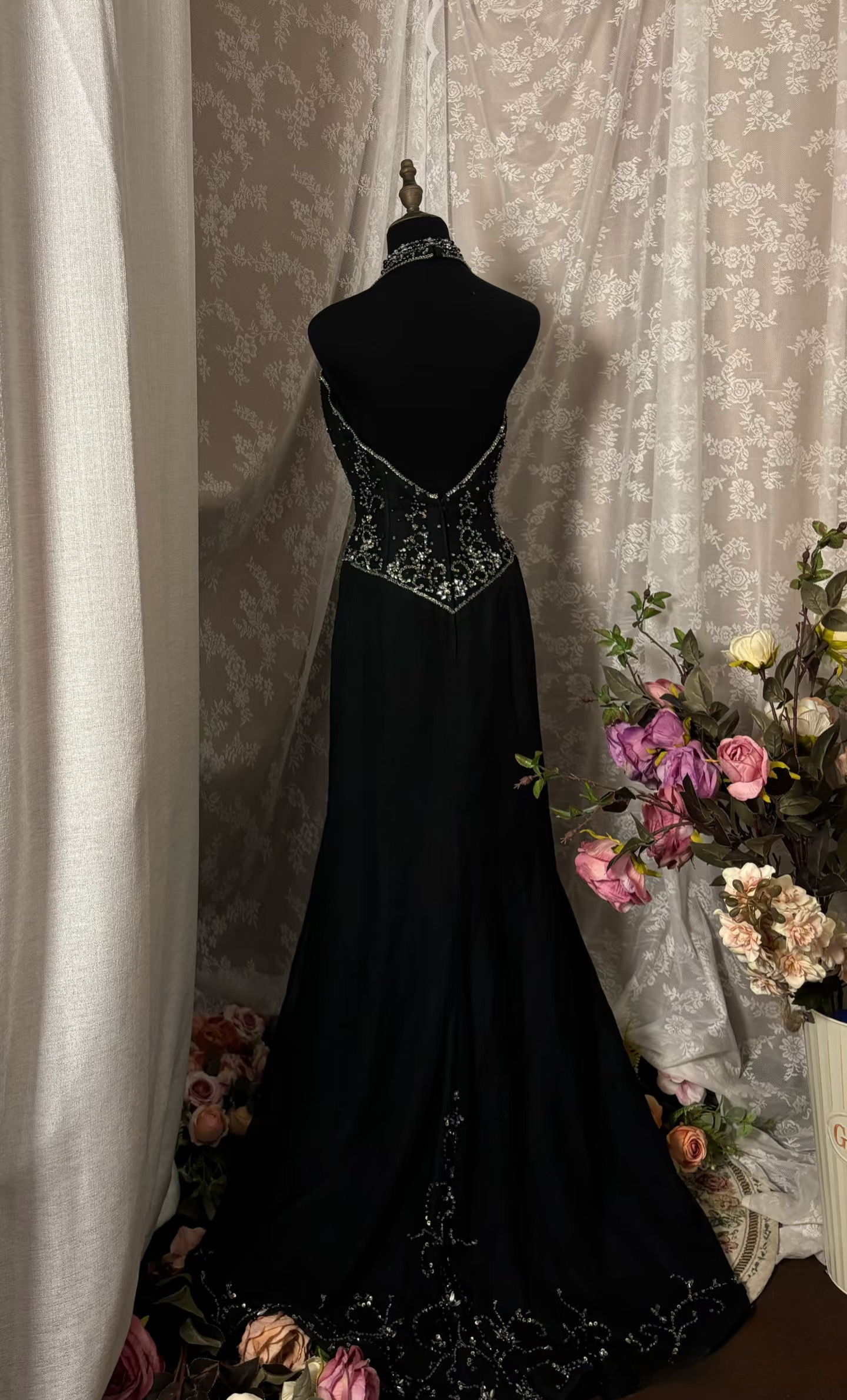Vintage Prom Dress Outfit Mermaid Halter V Neck Black Beaded Long 90s Prom Dresses Formal Evening Gowns AU353