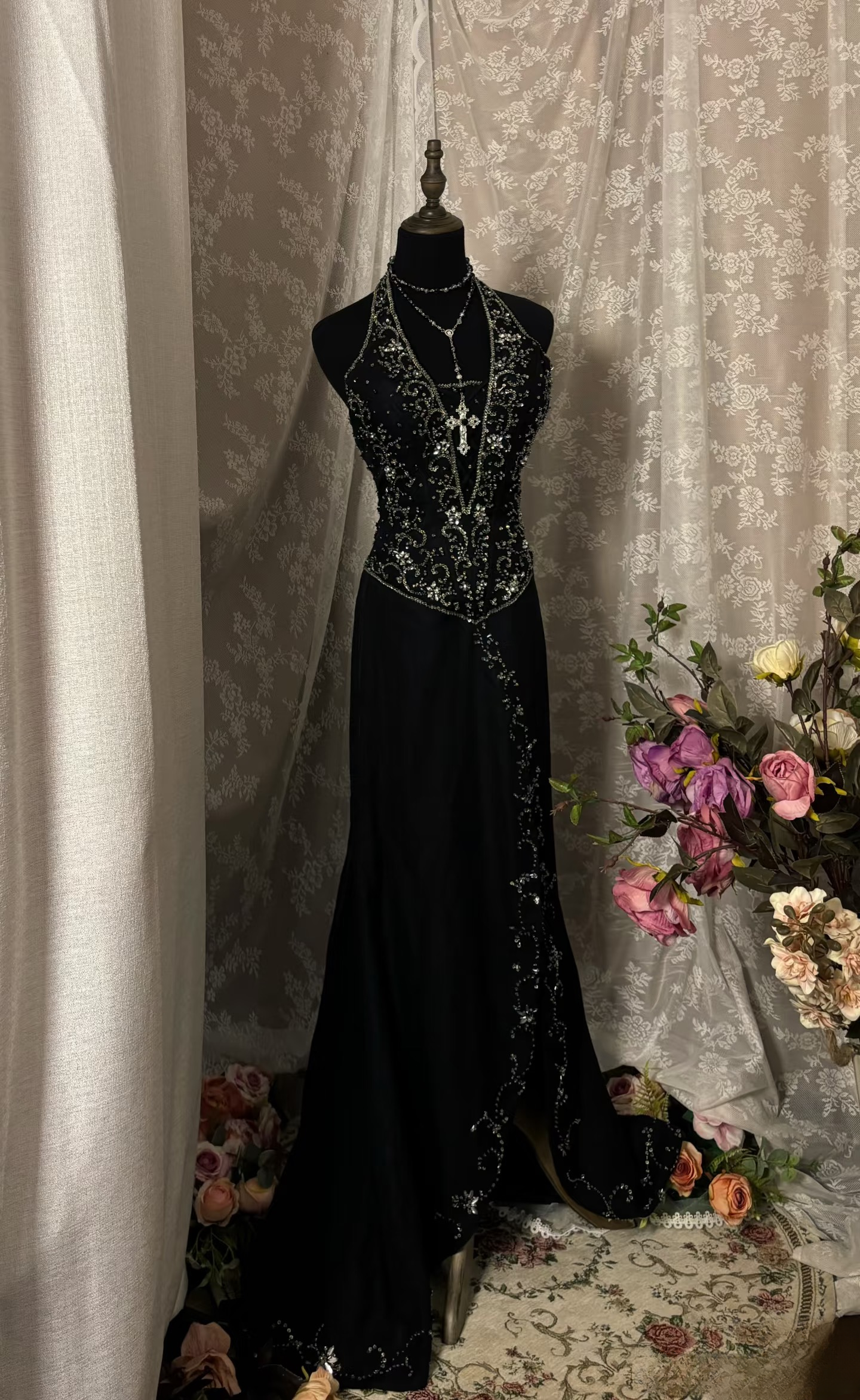 Vintage Prom Dress Outfit Mermaid Halter V Neck Black Beaded Long 90s Prom Dresses Formal Evening Gowns AU353
