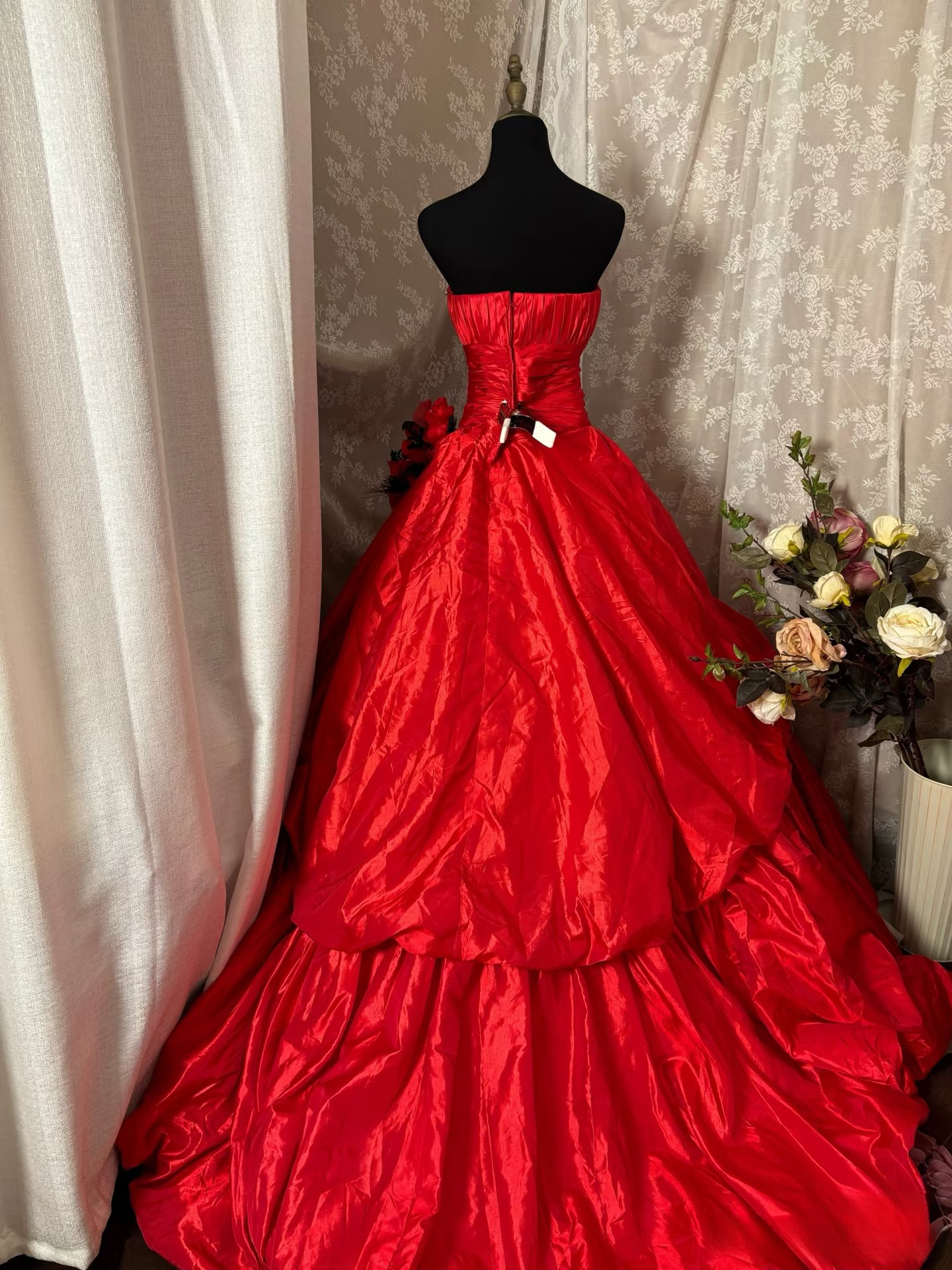 Vintage Outfits 50s Dress Prom Ball Gown Strapless Red Puffy Pleated Dresses Formal Party Teens Evening Gowns AU356