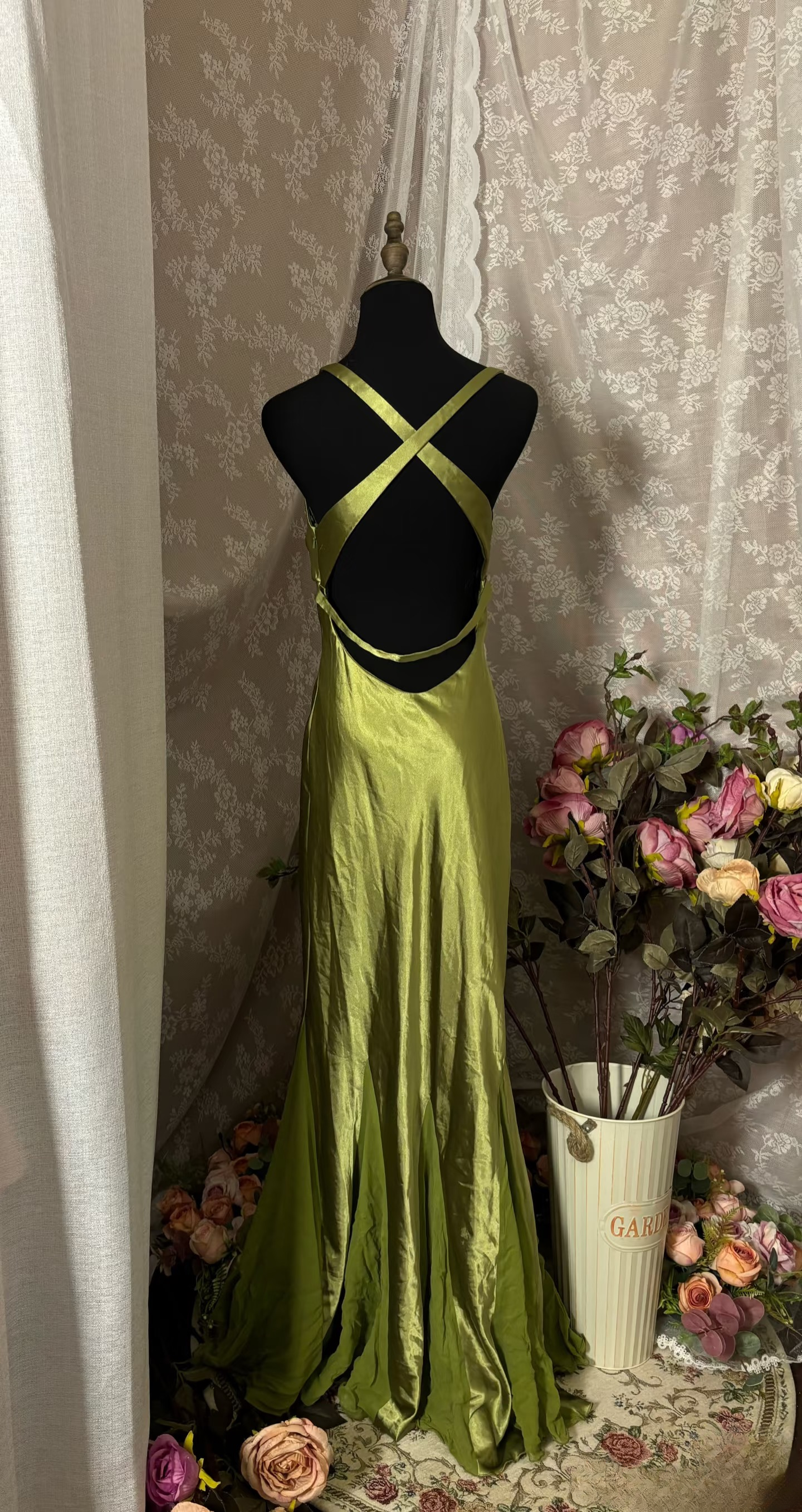 Vintage Mermaid V Neck Olive Green Satin Backless Cross Straps Long Prom Dresses Formal Party Teens Evening Gowns AU362