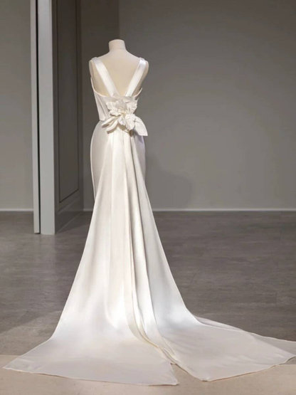 Vintage Mermaid V Neck Satin White Wedding Gown Long Fairytale Bride Gown Wedding Dresses AU363