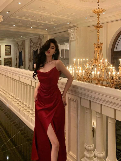 Sexy A Line Spaghetti Straps Red Sleeveless Satin Slit Prom Dresses Party Dress 21st Birthday Outfits Graduation Dress AU370