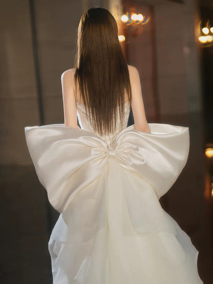 Sexy Mermaid Sweetheart White Satin With Silver Beads Gem Long Bride Dress Long Bride Dress Classy Wedding Dresses AU402
