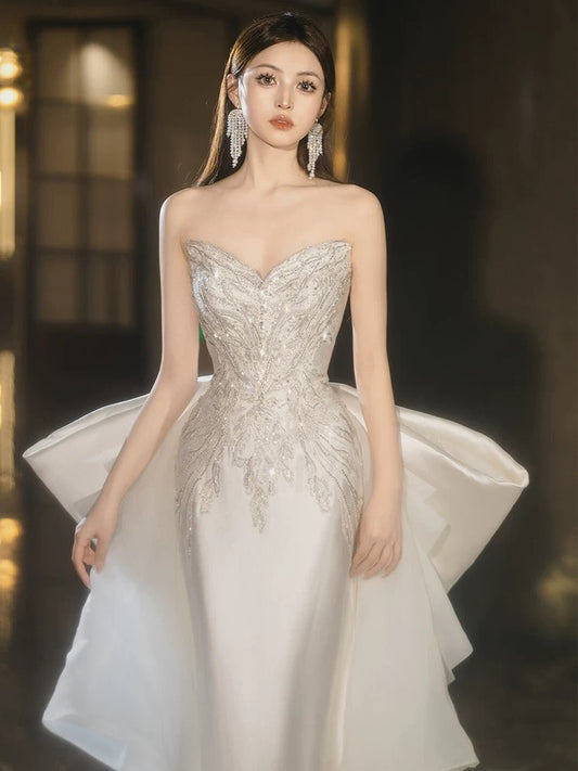 Sexy Mermaid Sweetheart White Satin With Silver Beads Gem Long Bride Dress Long Bride Dress Classy Wedding Dresses AU402