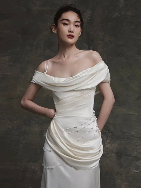 Vintage Mermaid Off The Shoulder Satin White Wedding Gown Long Fairytale Bride Gown Wedding Dresses AU451