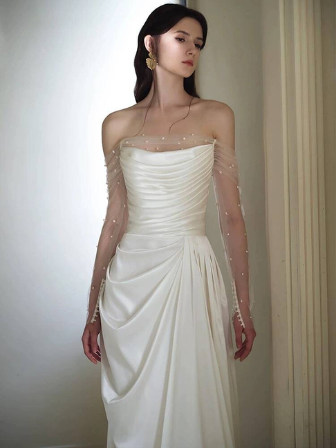 Simple Sheath Strapless Satin White Wedding Gown Fairytale Bride Gown Wedding Dresses AU463