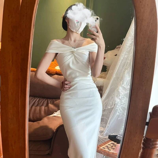 Simple Sheath Off The Shoulder White Satin Wedding Dress Fairytale Bride Gowns Wedding Gown AU466
