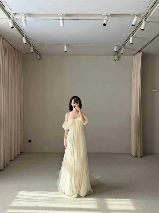 Timeless A line Spaghetti Straps Tulle Ivory Wedding Dress Fairytale Wedding Dresses AU484