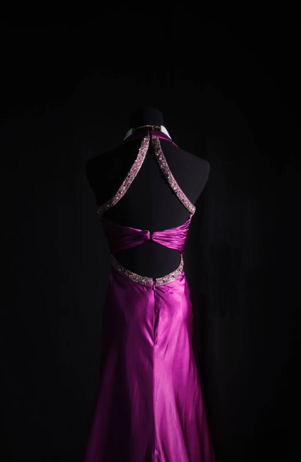 Classic Mermaid V Neckline Silver Beads Sequins Grape Satin Backless Long Prom Dress Inspiration Party Senior Dance Prom Dresses AU536