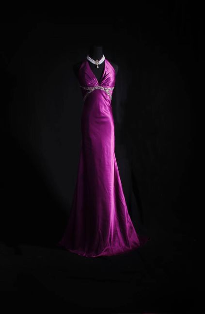 Classic Mermaid V Neckline Silver Beads Sequins Grape Satin Backless Long Prom Dress Inspiration Party Senior Dance Prom Dresses AU536