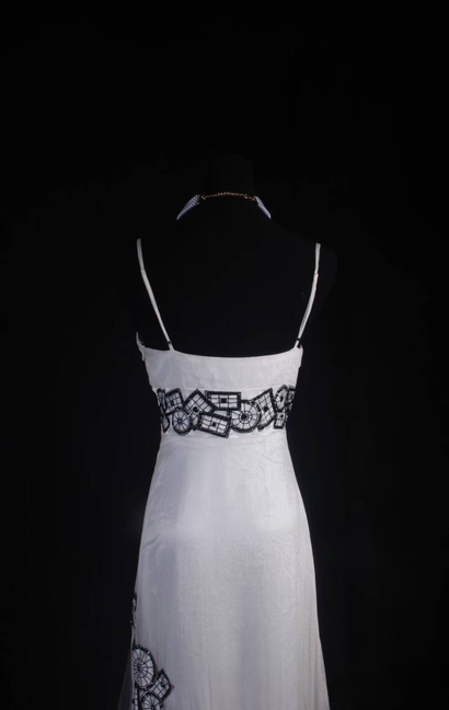 Vintage A line Spaghetti Straps White Tulle Long Prom Dresses Party Dress Princess Graduation Outfits For Women AU566