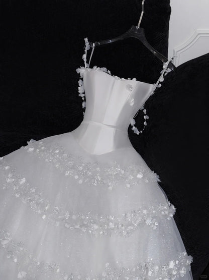 Fairy-tale Ball Gown Spaghetti Straps Tulle Beaded Fitted Wedding Dress Bride Gowns Wedding Dresses AU610