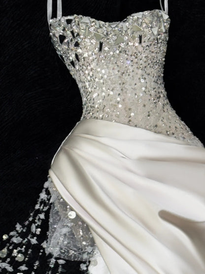 Fairy-tale Fairy-tale Mermaid Sweetheart Satin Beaded Fitted Wedding Dress Bride Gowns Wedding Dresses AU611