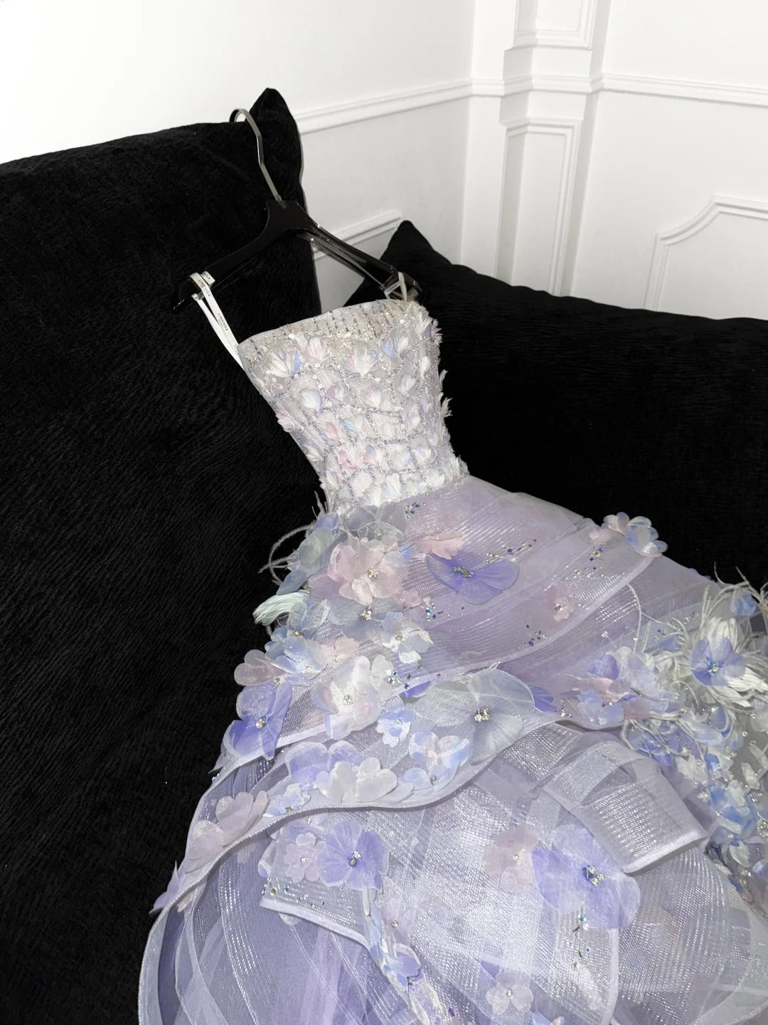 Modest Prom Dresses Ball Gown Strapless With Flowers Tulle Lilac Fashion Long Prom Dresses Party Gowns AU612