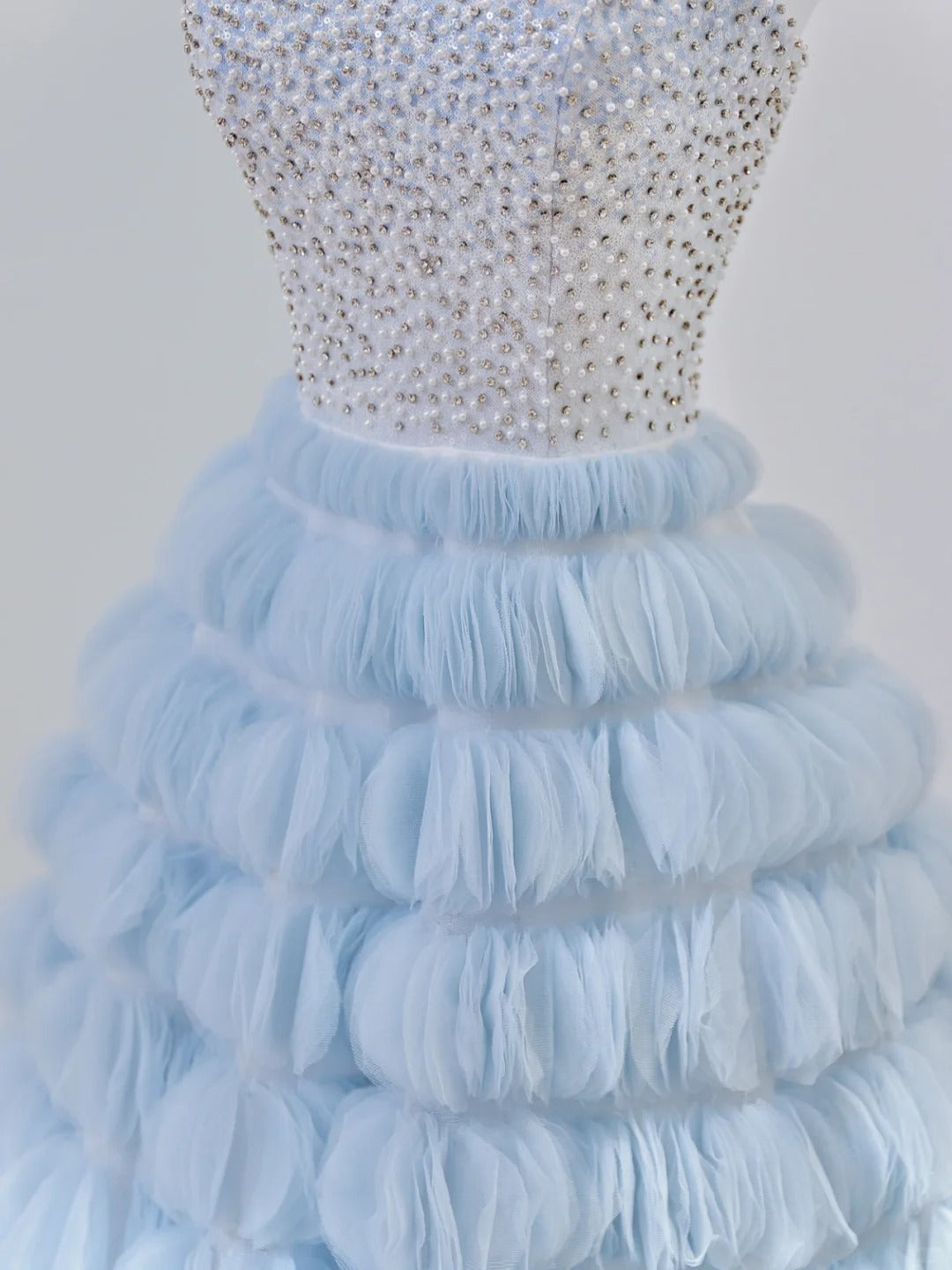 Luxury Quinceanera Dresses Ball Gown Strapless Tulle Light Sky Blue Birthday Gowns Vestidos De 15 Anos Long Sweet 16 Dress AU852