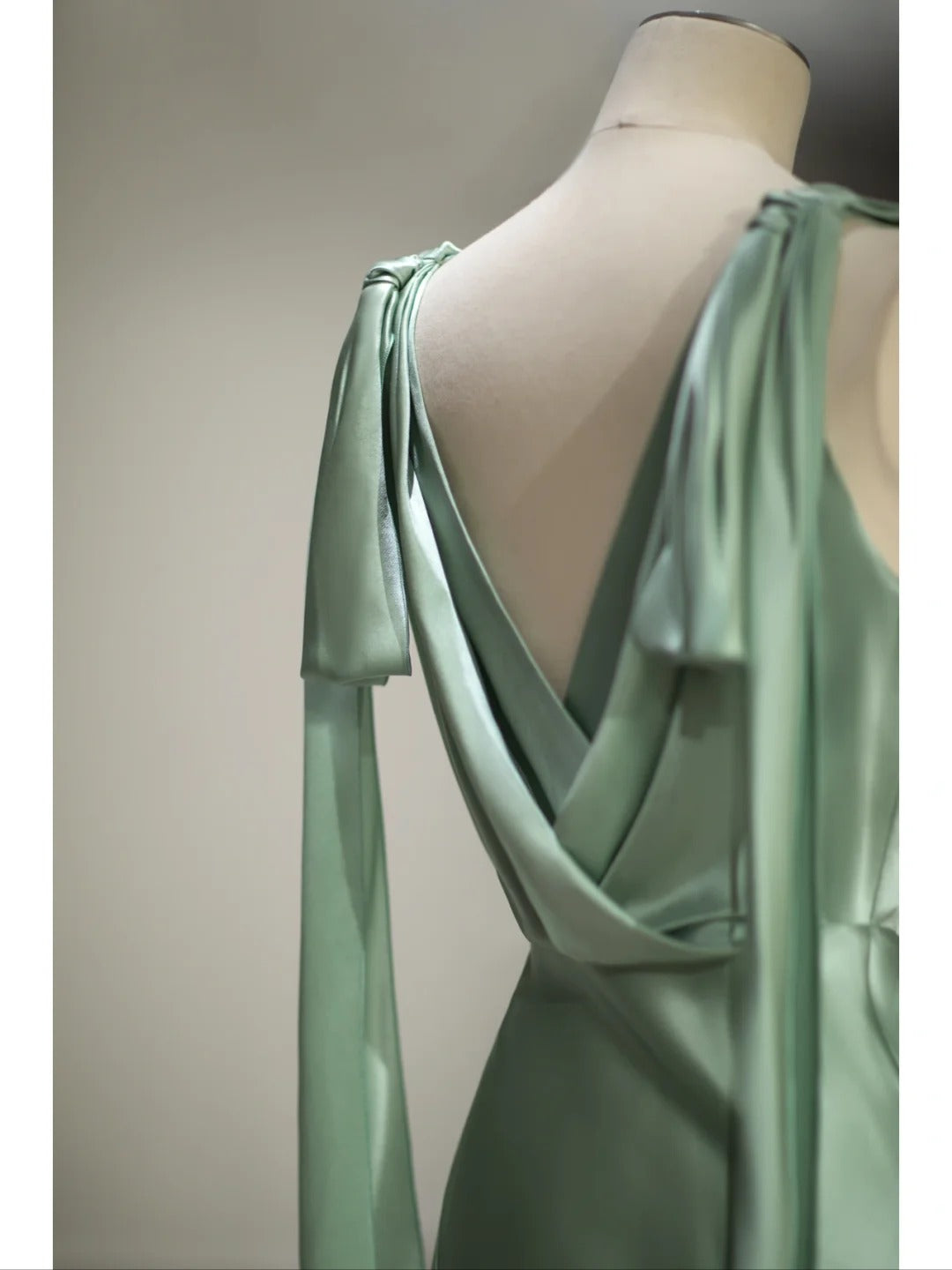Pretty Mermaid V Neck Sage Green Satin Spring Summer Event Outfits Wedding Guest Dresses RB4009