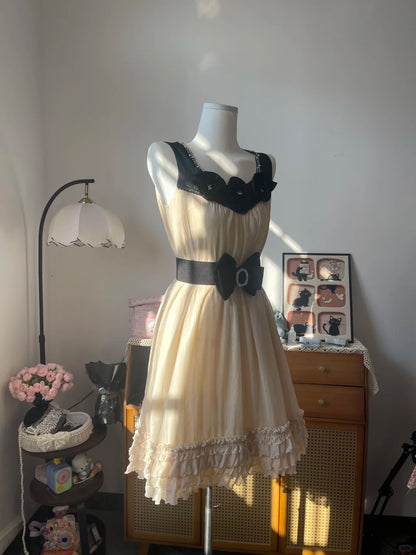 Vintage A Line Square Neck Champagne Chiffon With Flowers 16th Birthday Homecoming Dress Graduation Outfits RB6800