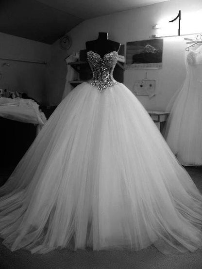 Elegant Ball Gown Sweetheart Long Tulle White Silver Beads Wedding Dress Fairy Formal Wedding Dresses B111