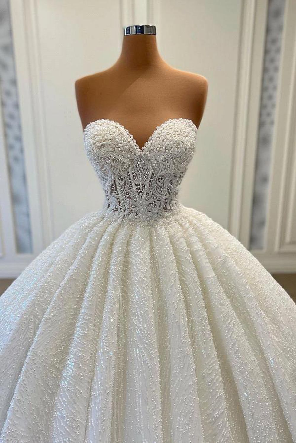 Elegant Ball Gown Sweetheart Long Sequin White Beads Wedding Dress Fairy Formal Wedding Dresses B118
