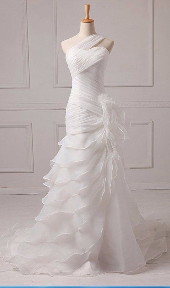 Vintage Mermaid One Shoulder Long Ruffles Chiffon Wedding Dress Fairytale Wedding Dresses B224