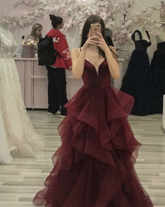 Princess Ball Gown Spaghetti Straps Burgundy Layers Long Prom Dresses Inspiration Trending Evening Gowns Formal Prom Dress B307