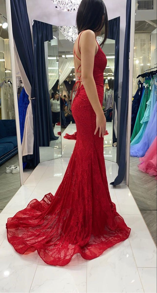 Stunning Mermaid Spaghetti Straps Red Lace Backless Prom Dresses 2026 Prom Dress Princess Graduation Dress B409