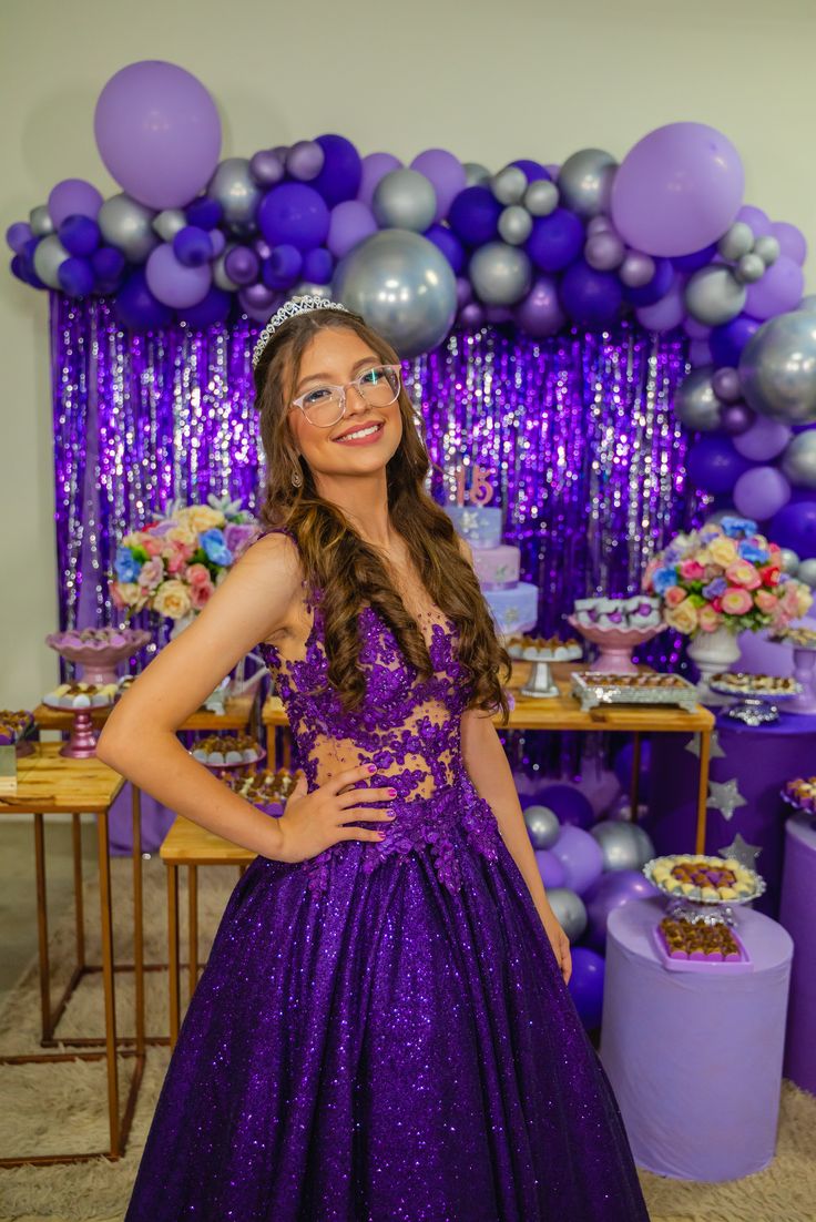 Modest Ball Gown Scoop Grape Lace Tulle Long Prom Dresses Party Dress 18th Birthday Outfits Graduation Dress B545