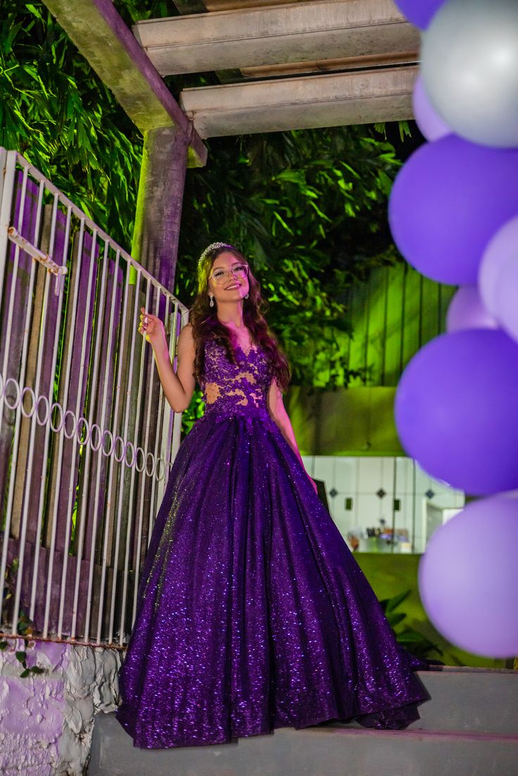 Modest Ball Gown Scoop Grape Lace Tulle Long Prom Dresses Party Dress 18th Birthday Outfits Graduation Dress B545
