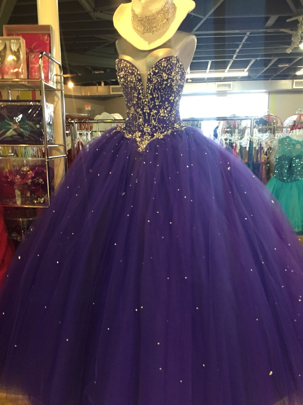 Modest Quinceanera Dresses Ball Gown Sweetheart Long Grape Tulle Birthday Gowns Vestidos De 15 Anos Formal Party Long Sweet 16 Dress B581