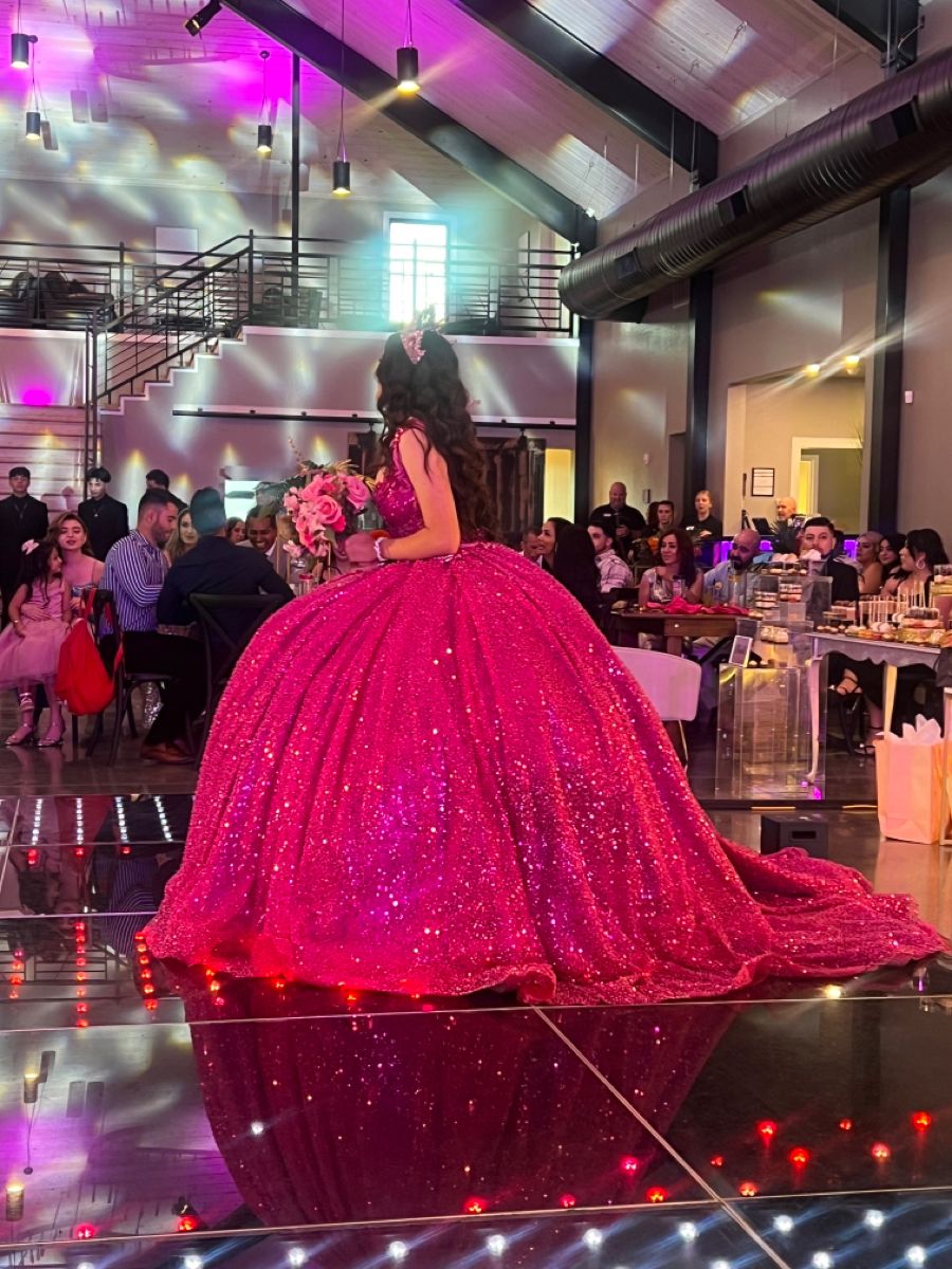Charming Quinceanera Dresses Ball Gown Sequin Hot Pink Birthday Gowns Vestidos De 15 Anos Formal Party Long Sweet 16 Dress B621