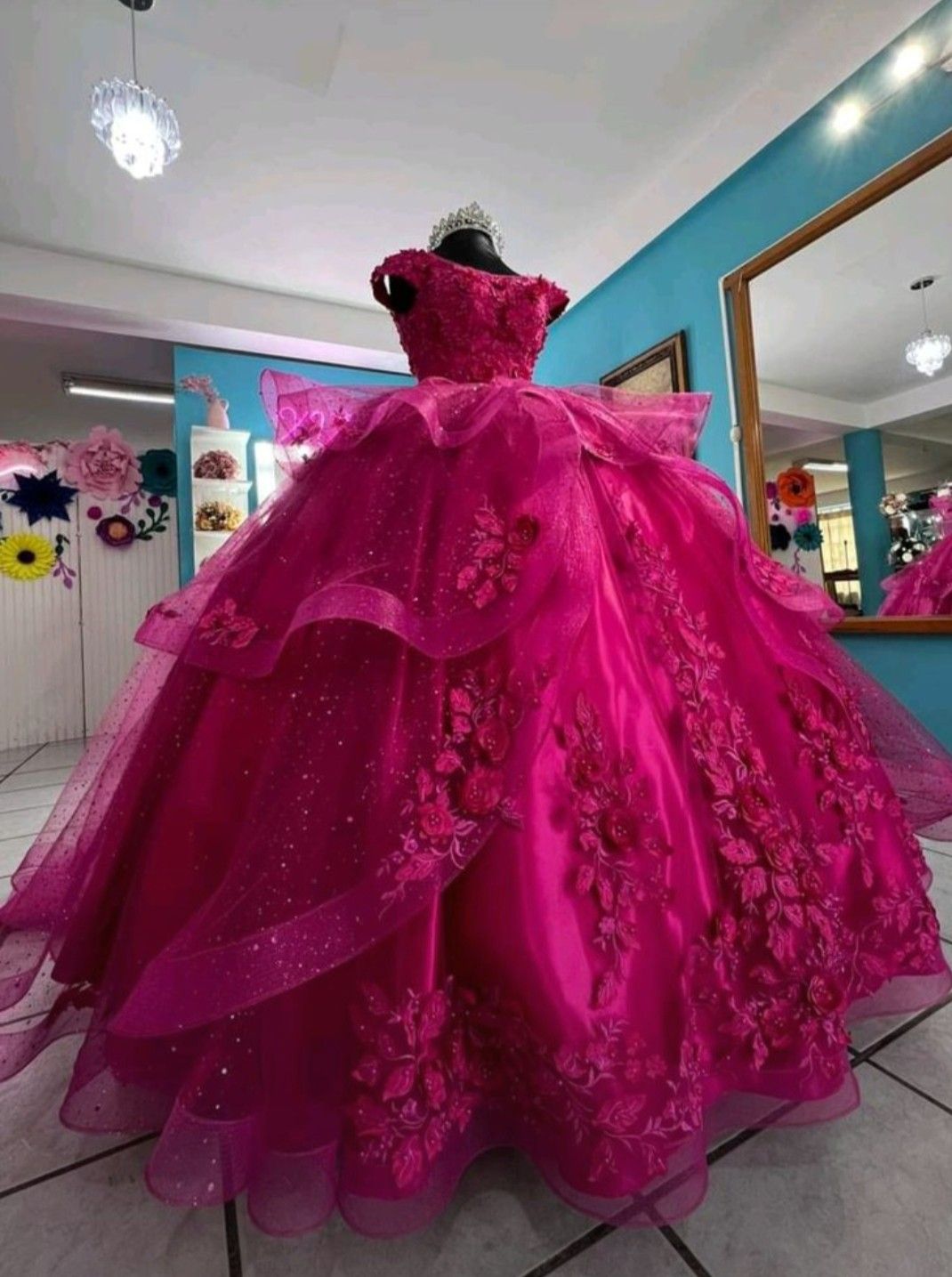 Charming Quinceanera Dresses Ball Gown Scoop Neck Fushcia Birthday Gowns Vestidos De 15 Anos Formal Party Long Sweet 16 Dress B623