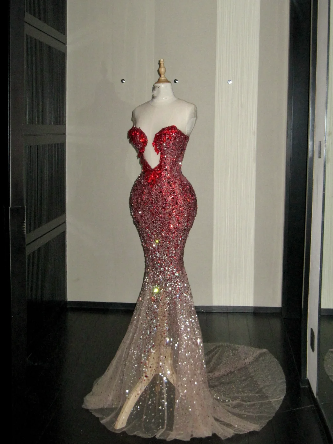 Modest Mermaid Sweetheart Burgundy With Beaded Crystals Prom Dress Aesthetic Long Graduation Evening Outfits N058