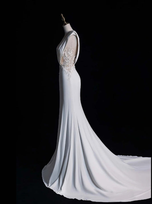 Simple Mermaid V Neckline Satin Sleeveless White Lace Wedding Dress Fairytale Autumn Bridal Dresses N544