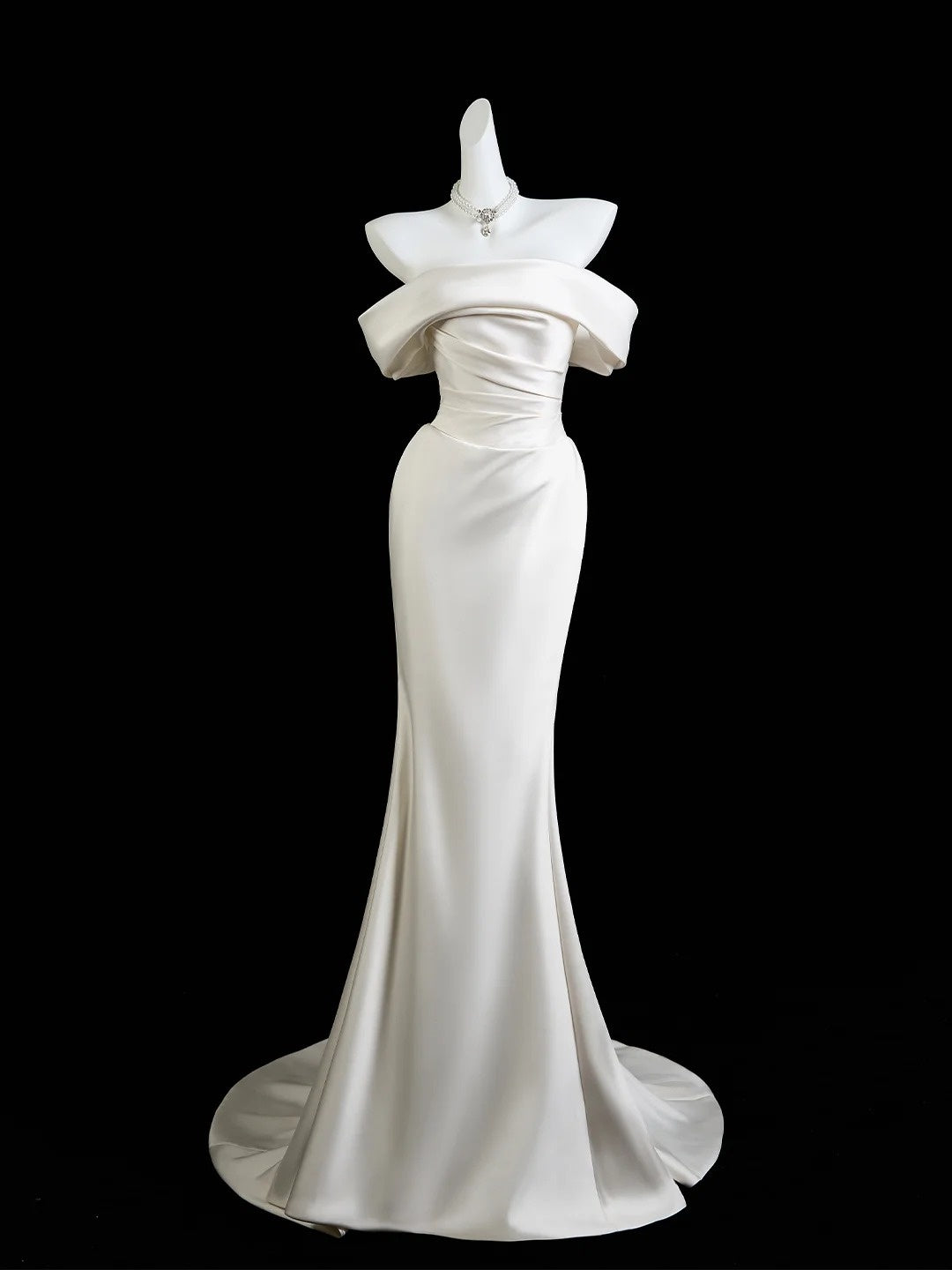 Classic Mermaid Wedding Dresses Off The Shoulder Satin White With Short Sleeves Brides Dress Fitted Bridal Gowns N233