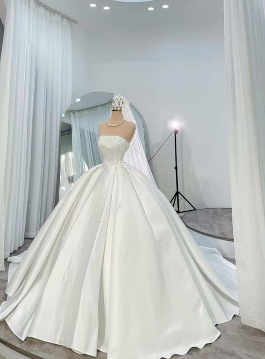 Luxury Ball Gown Strapless White Satin Wedding Dress Fairytale Long Wedding Dresses RB2848
