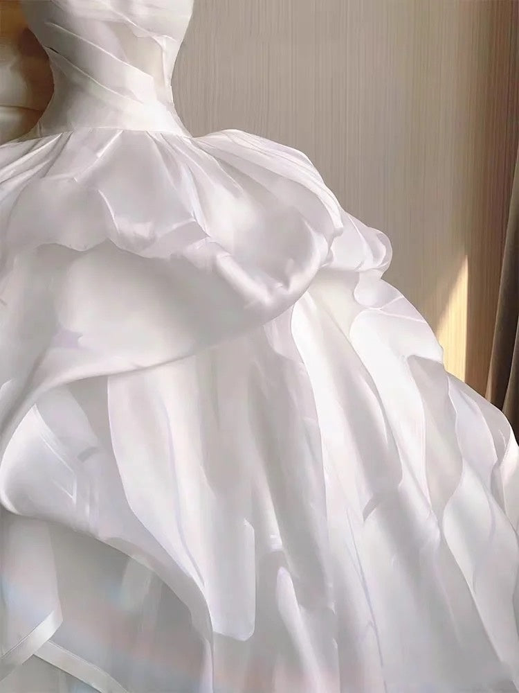 Dreamy Ball Gown Strapless White Tulle Long Fitted Wedding Dress Fairy Formal Bridal Gown Wedding Dresses DH2879