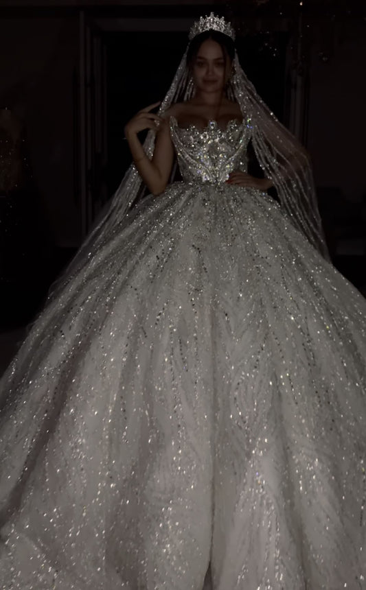 Modest Ball Gown Strapless Sequins Bling White Fitted Wedding Dress Styles Long Bride Gown Wedding Dresses DH2896