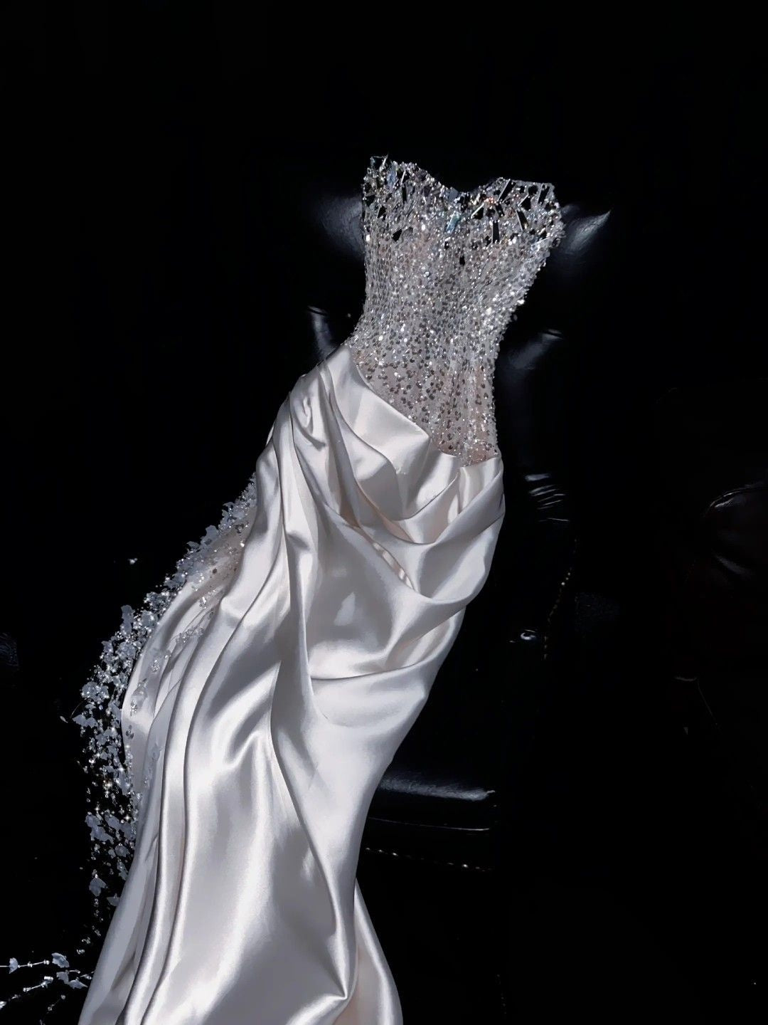 Bling Mermaid Sweetheart White Satin Beaded Corset Wedding Dress Long Bridal Gown Wedding Dresses DH3252