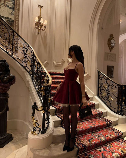 Simple Ball Gown Spaghetti Straps Burgundy Velvet Short 16th Birthday Dress Homecoming Dresses Cocktail Gown DH3259