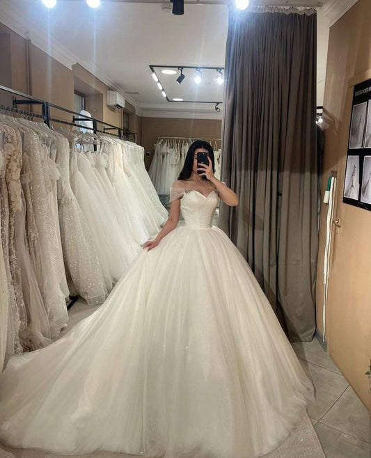 Stunning Ball Gown Off The Shoulder Fitted Corset Tulle Wedding Dress Long Bridal Gown White Wedding Gowns DH3265