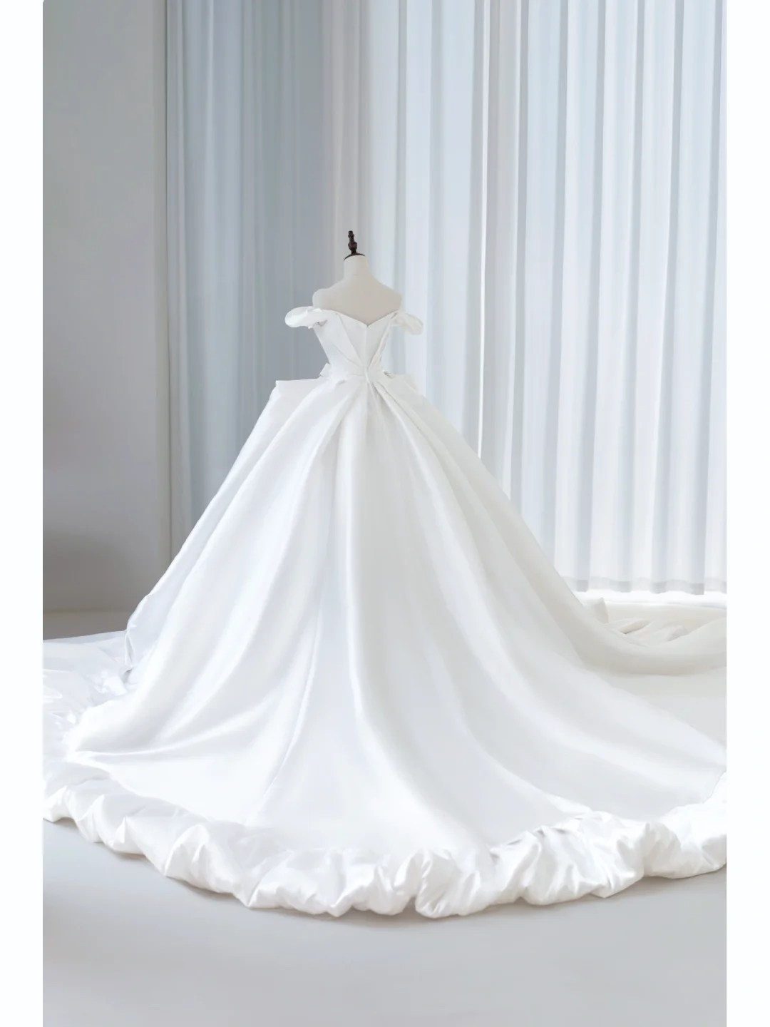 Simple Ball Gown Off The Shoulder Satin Lace White Fit And Flare Long Floor Length Pleats Wedding Dress AB1010