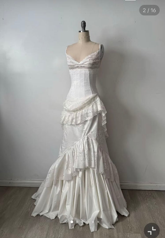 Princess Wedding Dress Mermaid Vintage Spaghetti Straps Lace Floor Length Bridal Gown RC1394