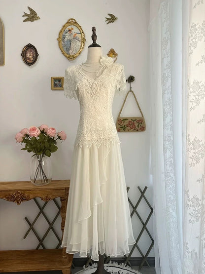Vintage Wedding Dresses A line V Neck White Lace Short Sleeves Summer Garden Wedding Dress N4162