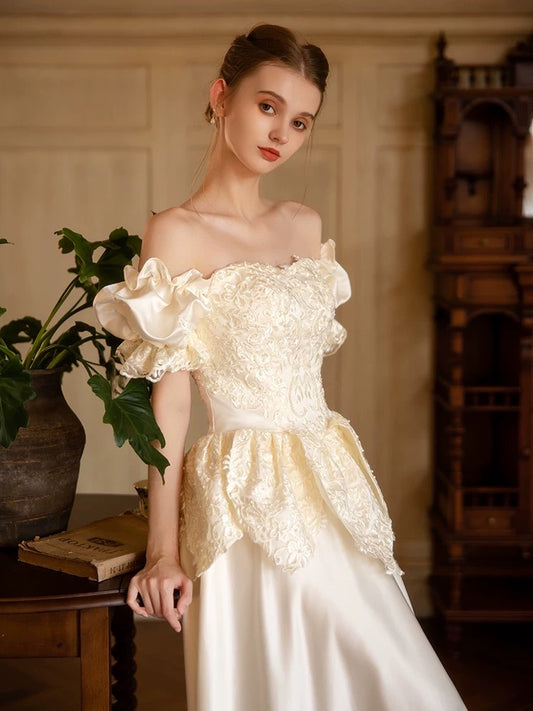Vintage Wedding Dresses A line Off The Shoulder Satin Short Sleeves Summer Garden Wedding Dress N4163